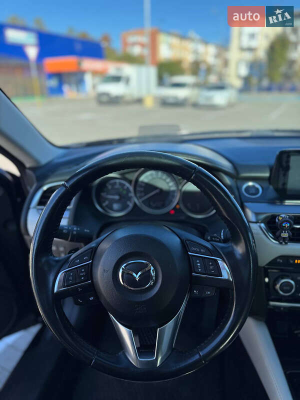 Седан Mazda 6 2016 в Калуші