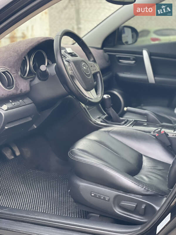 Седан Mazda 6 2008 в Запорожье