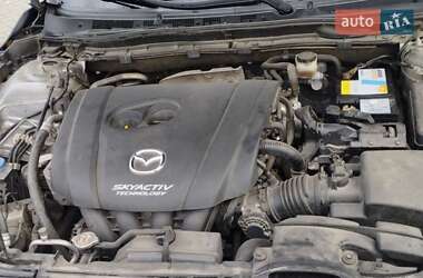 Седан Mazda 6 2014 в Сарнах