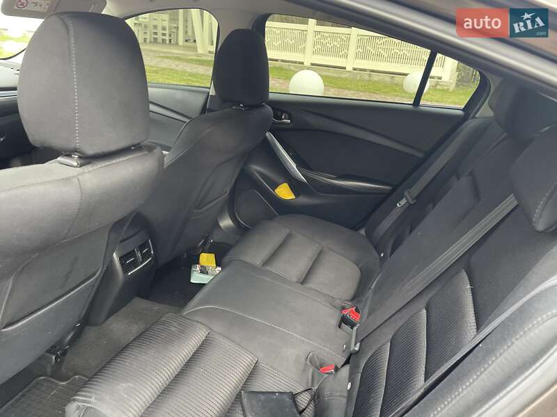 Седан Mazda 6 2015 в Ивано-Франковске