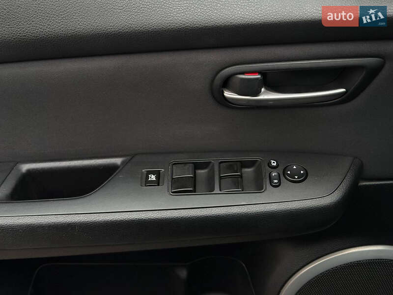 Седан Mazda 6 2007 в Запорожье