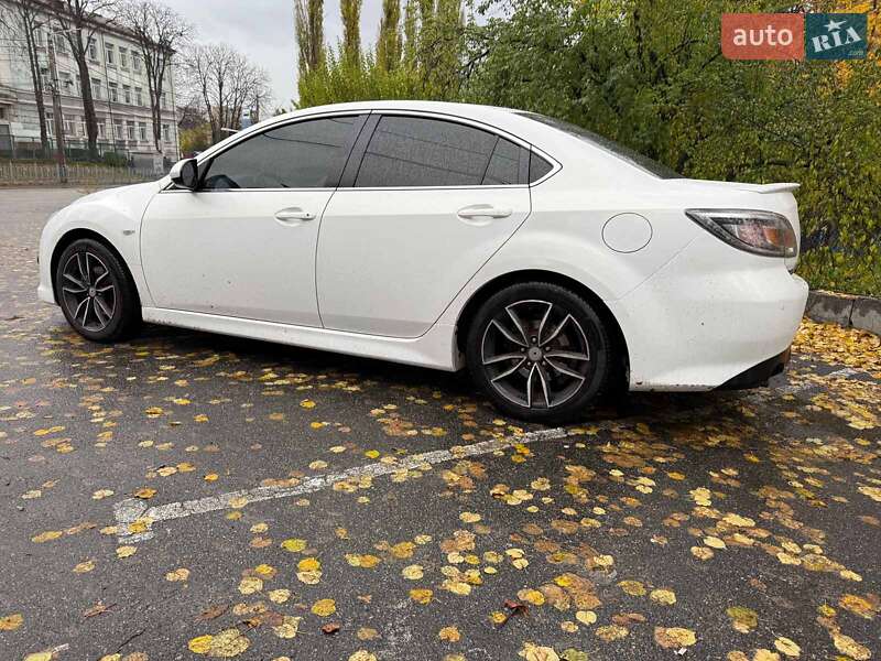 Седан Mazda 6 2011 в Киеве