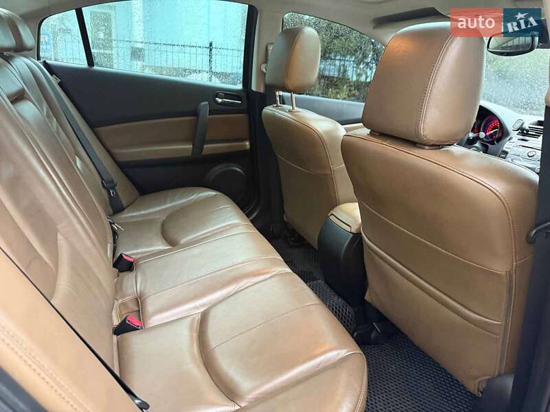 Седан Mazda 6 2011 в Киеве