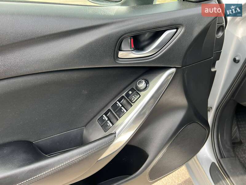 Универсал Mazda 6 2017 в Ровно