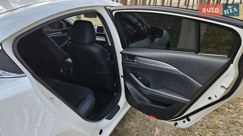 Седан Mazda 6 2018 в Сумах