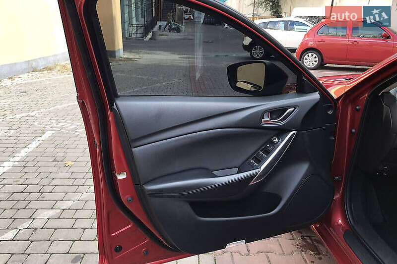 Седан Mazda 6 2017 в Львові