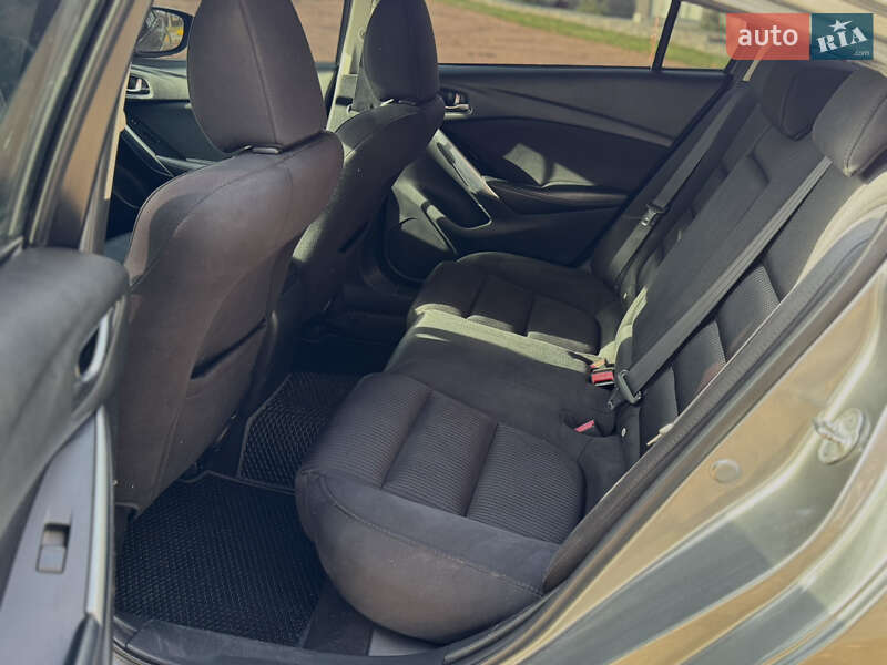 Седан Mazda 6 2013 в Тростянці