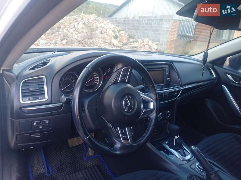 Седан Mazda 6 2012 в Могилів-Подільському
