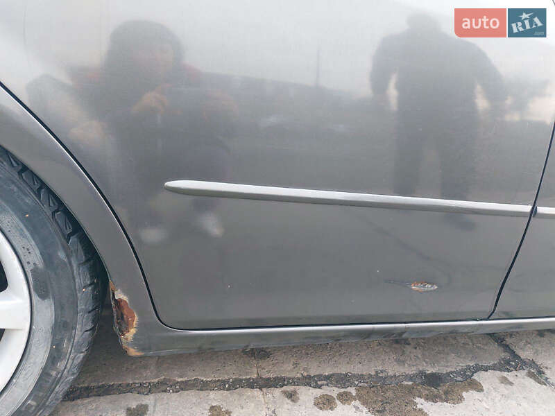 Седан Mazda 6 2006 в Перещепині