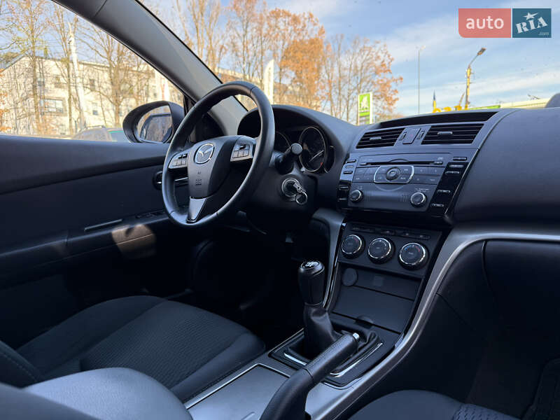 Універсал Mazda 6 2010 в Вінниці
