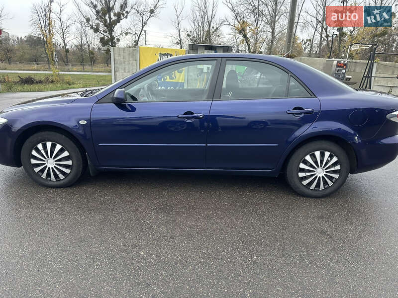 Седан Mazda 6 2002 в Новой Водолаге