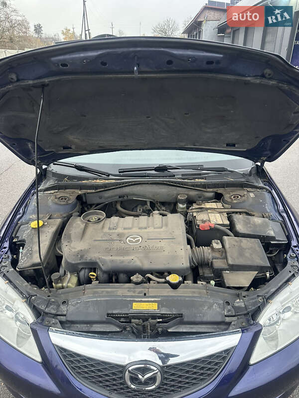 Седан Mazda 6 2002 в Новой Водолаге