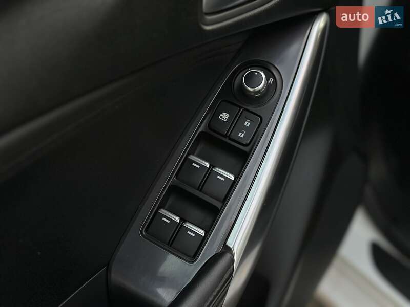 Седан Mazda 6 2015 в Стрые фото 19 Седан Mazda 6 2015 в Стрые