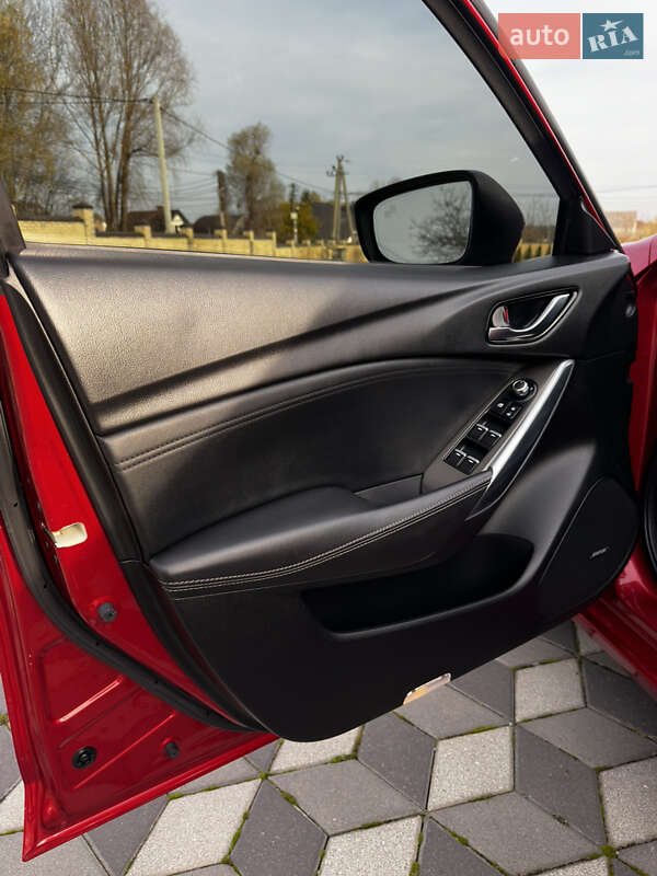 Седан Mazda 6 2016 в Києві