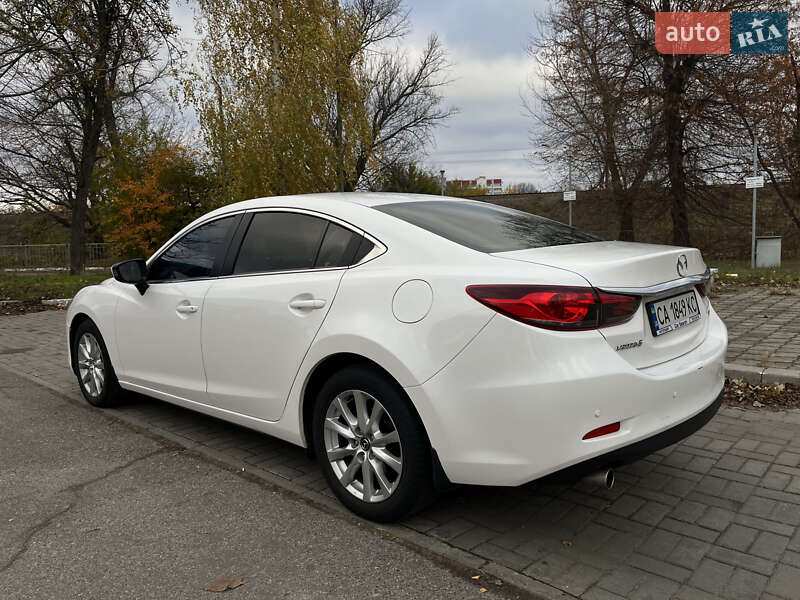 Седан Mazda 6 2016 в Черкасах