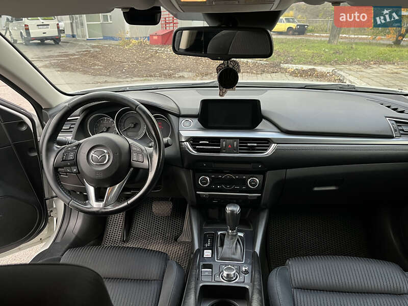 Седан Mazda 6 2016 в Черкасах
