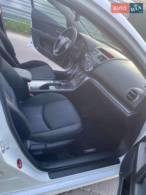 Седан Mazda 6 2011 в Киеве