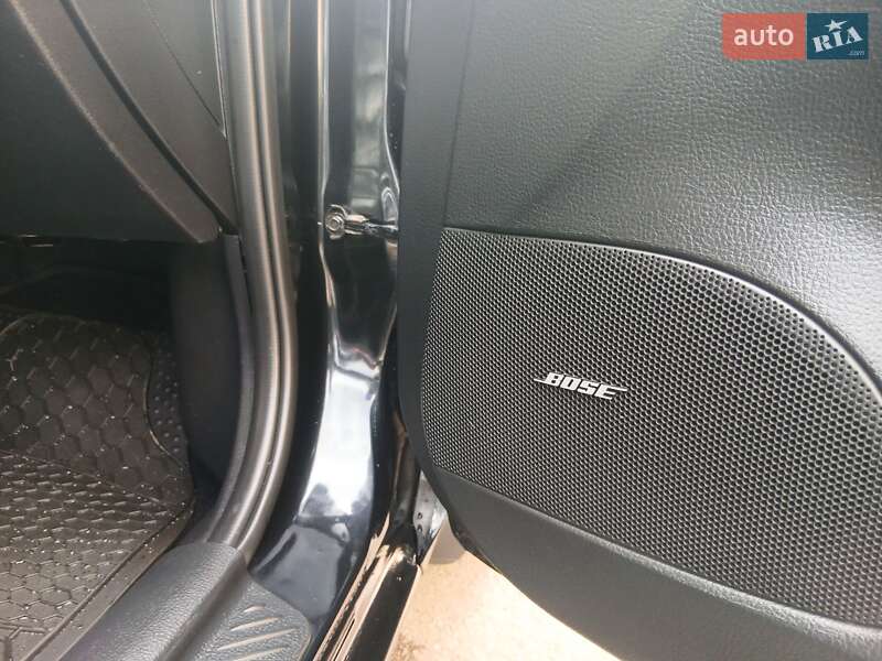 Лифтбек Mazda 6 2005 в Киеве