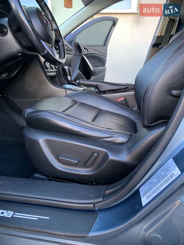 Седан Mazda 6 2014 в Самборі