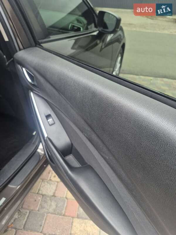 Седан Mazda 6 2016 в Киеве