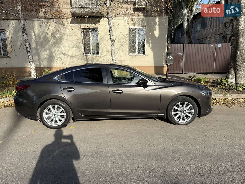 Седан Mazda 6 2015 в Запорожье