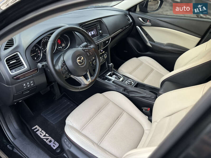 Седан Mazda 6 2014 в Сумах