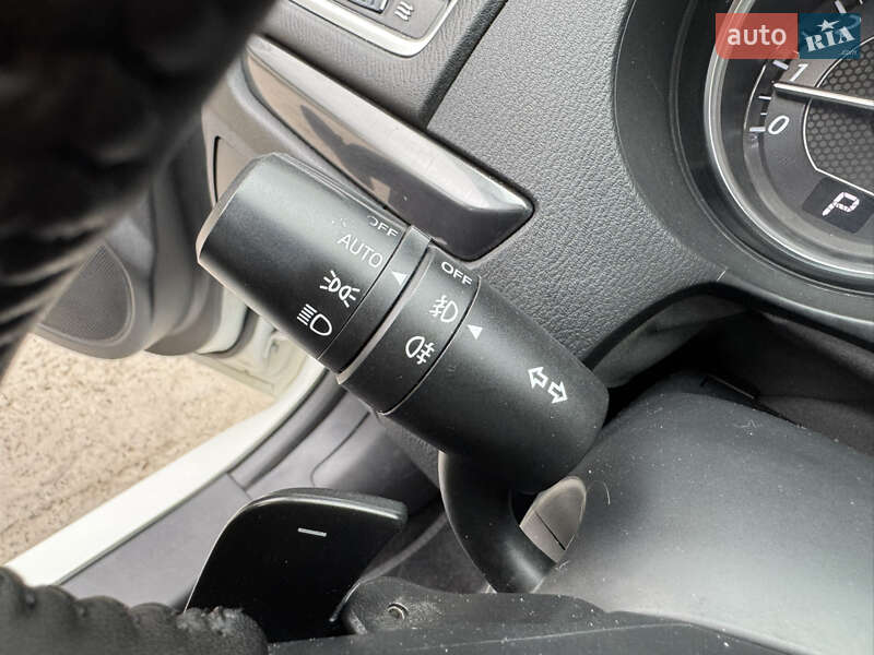 Седан Mazda 6 2014 в Запорожье