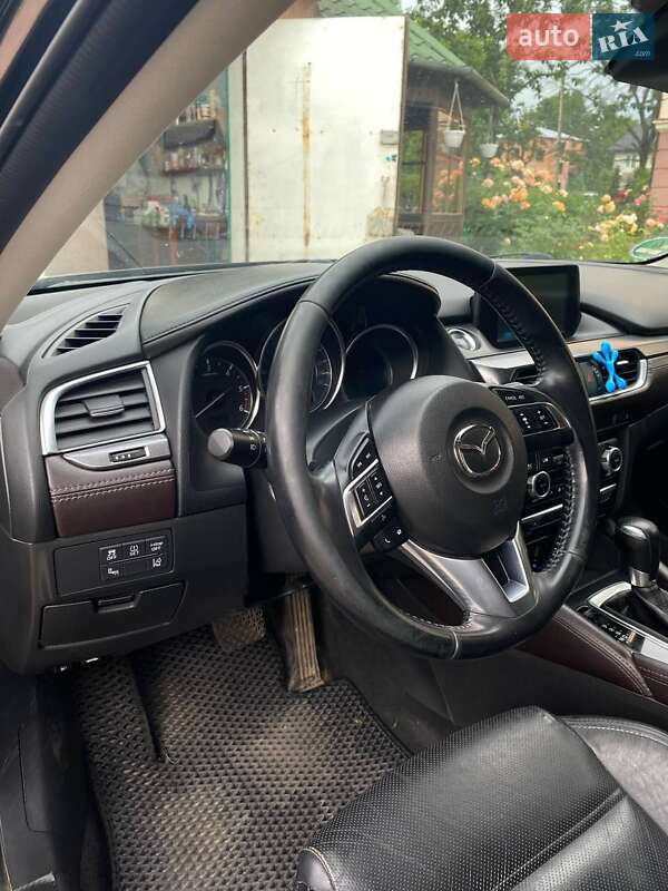 Универсал Mazda 6 2015 в Стебнику