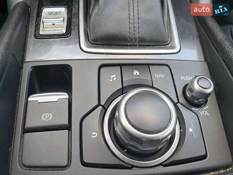 Седан Mazda 6 2016 в Киеве