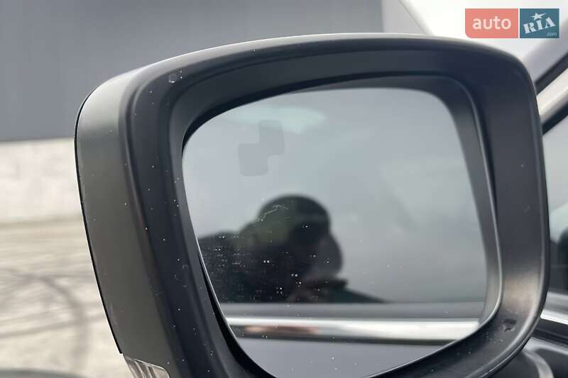 Седан Mazda 6 2018 в Львові