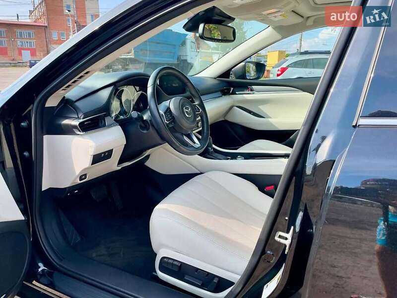 Седан Mazda 6 2018 в Черкасах