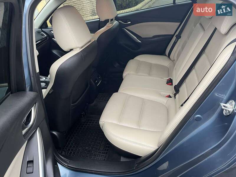 Седан Mazda 6 2013 в Запорожье