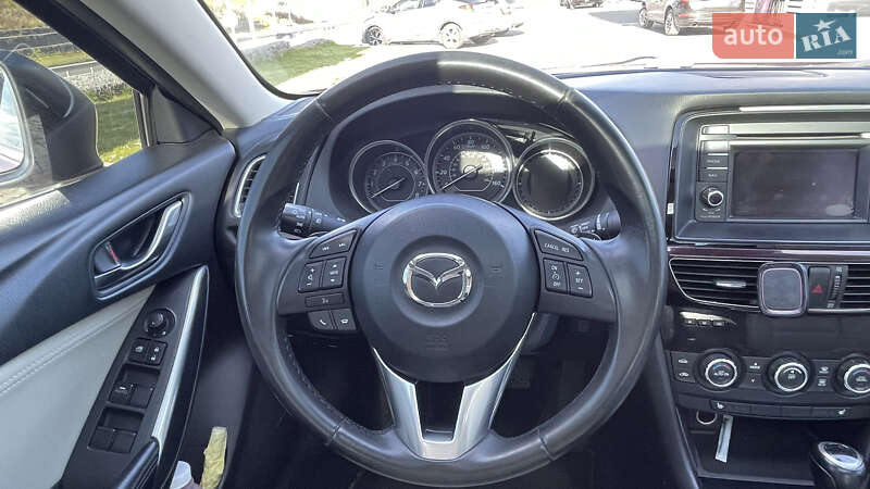 Седан Mazda 6 2014 в Львове