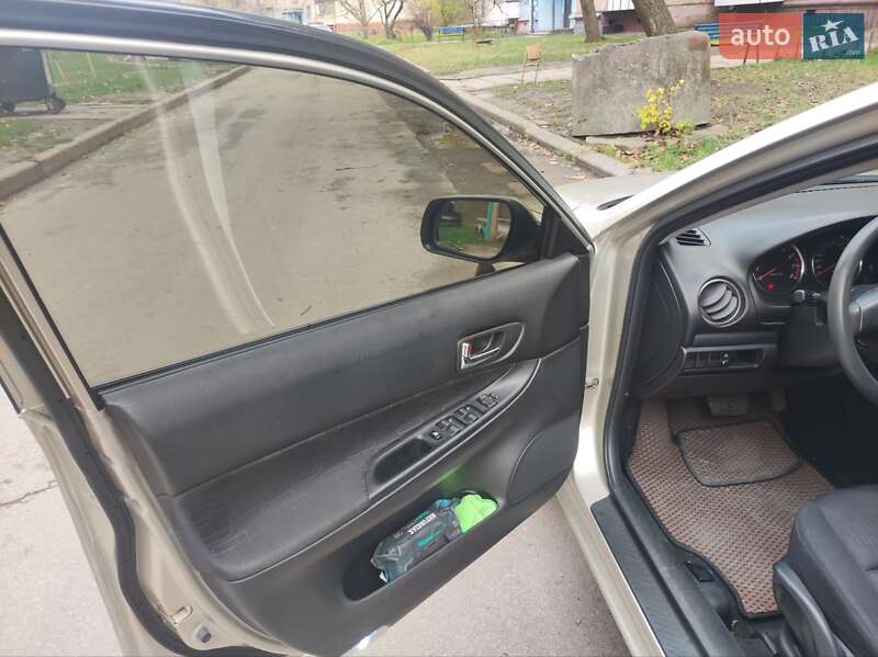 Седан Mazda 6 2005 в Запоріжжі