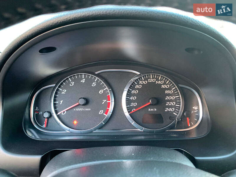 Седан Mazda 6 2006 в Виннице