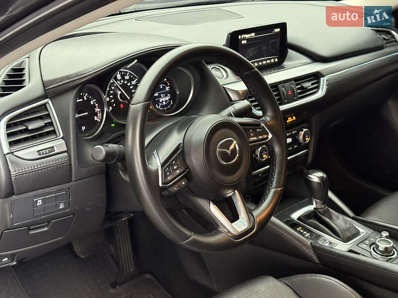 Седан Mazda 6 2016 в Дніпрі