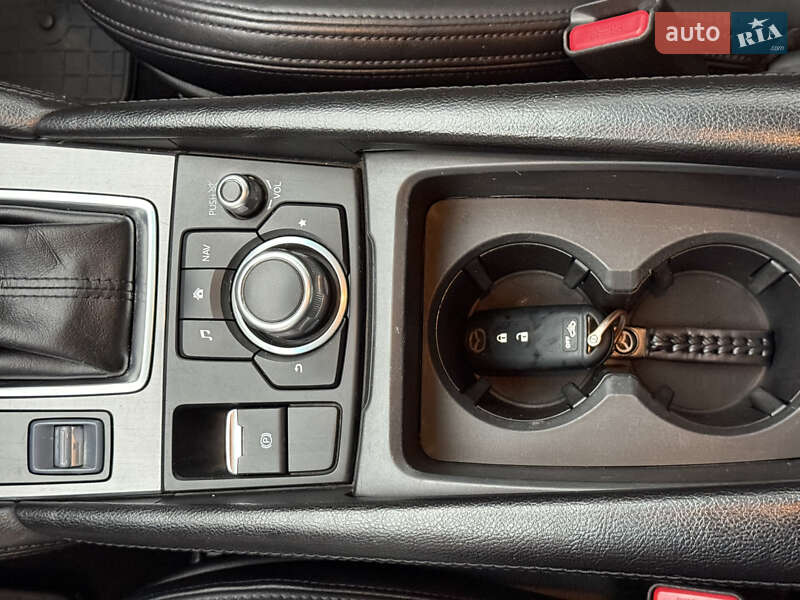 Седан Mazda 6 2016 в Дніпрі