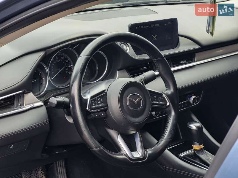 Седан Mazda 6 2018 в Дніпрі