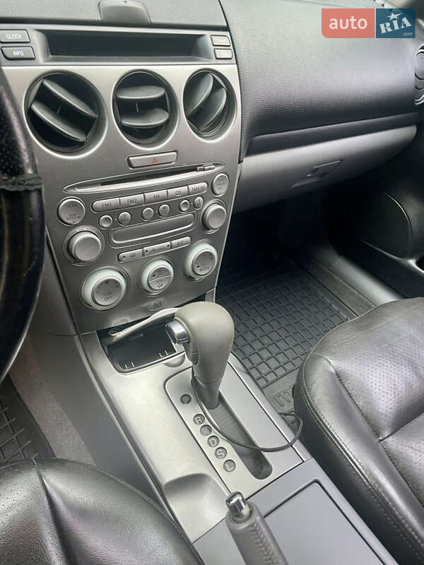 Седан Mazda 6 2003 в Днепре