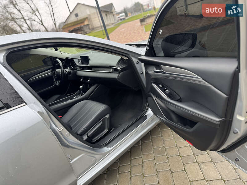 Седан Mazda 6 2018 в Львові