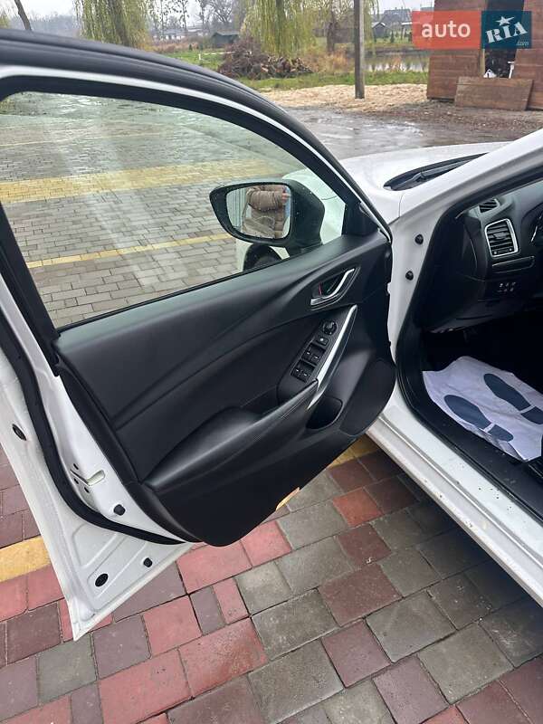 Универсал Mazda 6 2013 в Киверцах