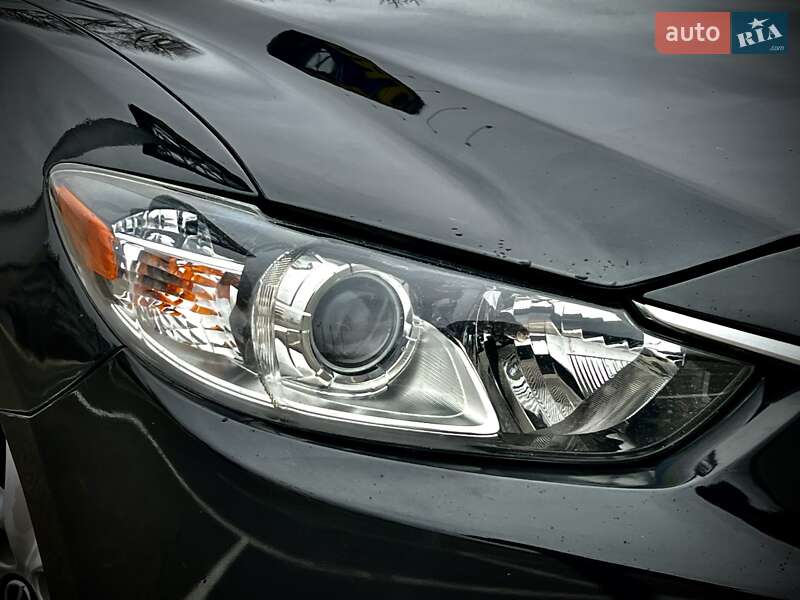 Седан Mazda 6 2015 в Киеве