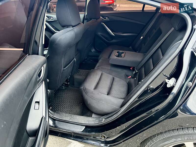 Седан Mazda 6 2015 в Киеве