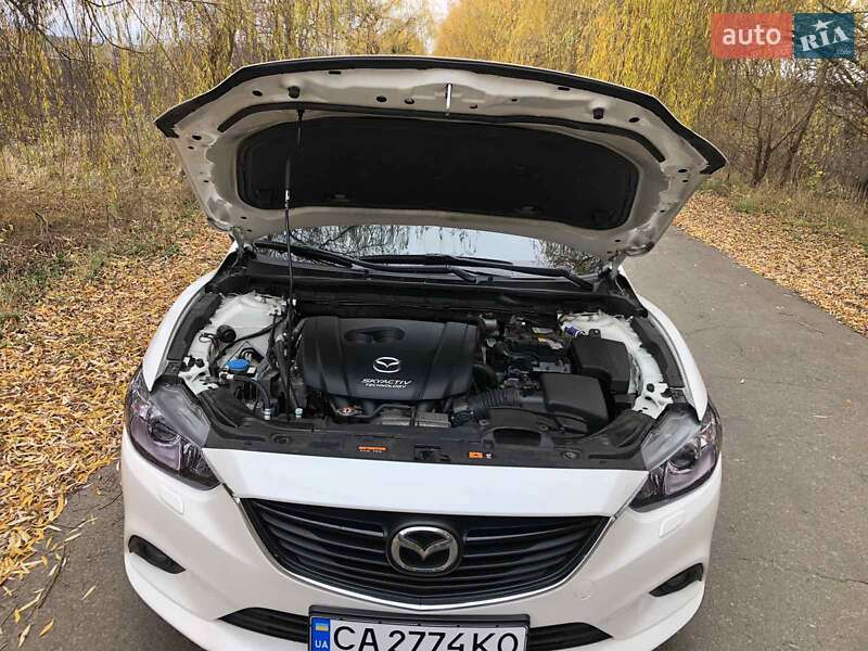 Седан Mazda 6 2012 в Золотоноше