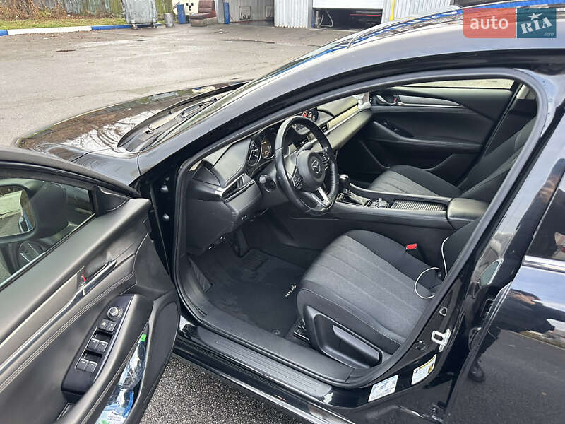Седан Mazda 6 2019 в Киеве