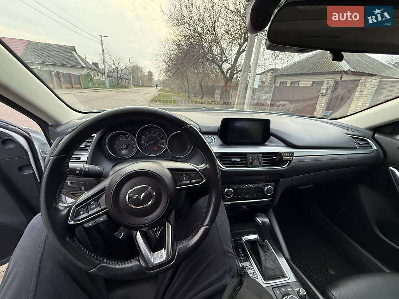 Седан Mazda 6 2017 в Киеве