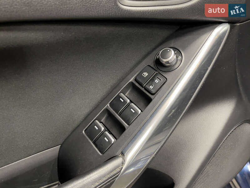 Седан Mazda 6 2016 в Харькове