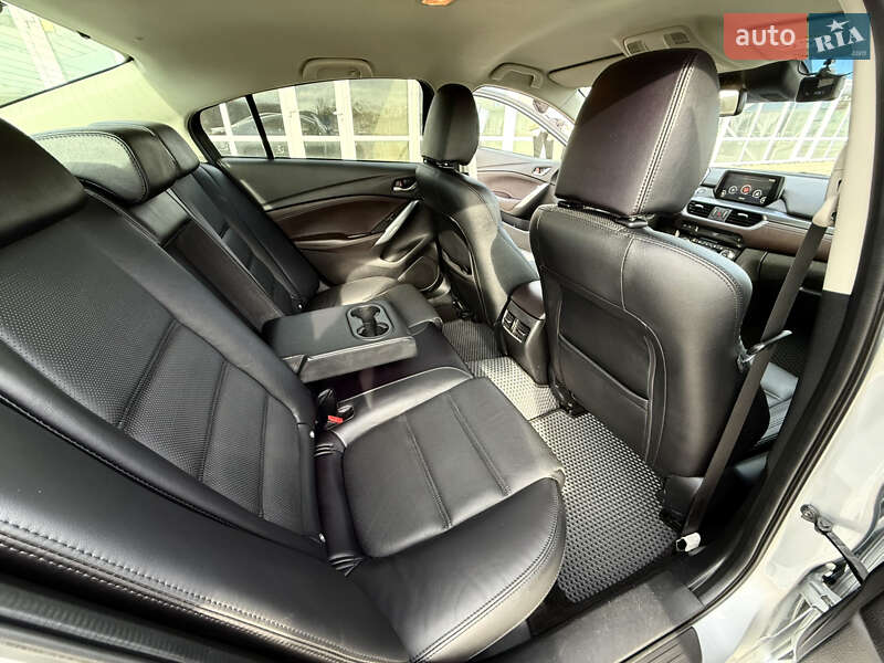 Седан Mazda 6 2015 в Одессе