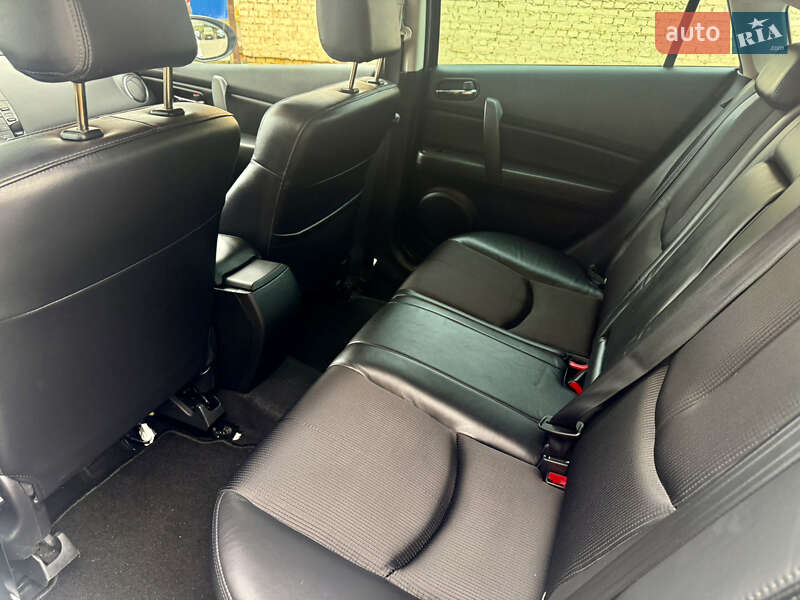 Лифтбек Mazda 6 2011 в Ровно