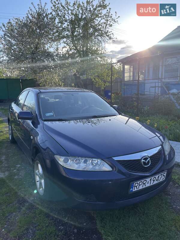 Седан Mazda 6 2003 в Обухове